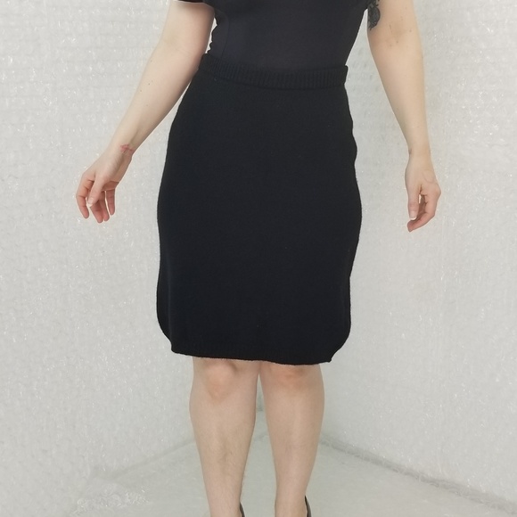 Vintage 1980s GAP Italian wool knit mini skirt - Picture 5 of 7